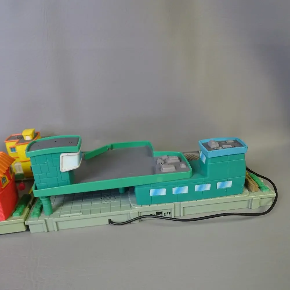Phat Boyz City Phast Police Station Fire Station Play Set READ
